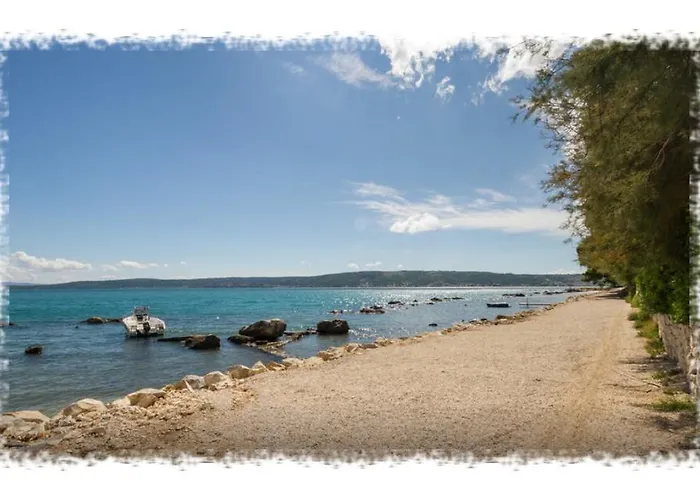 Oktarin Hostel Kaštela