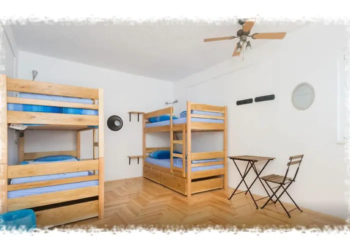 Hostel Oktarin Kaštela